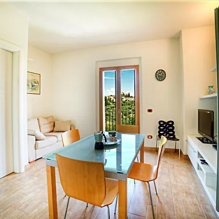 Apartment Certosa House