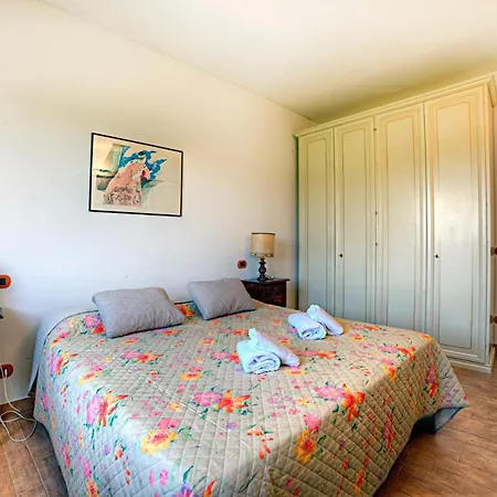 Apartment Certosa House