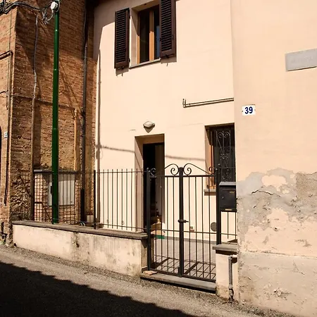 Apartment Certosa House Siena